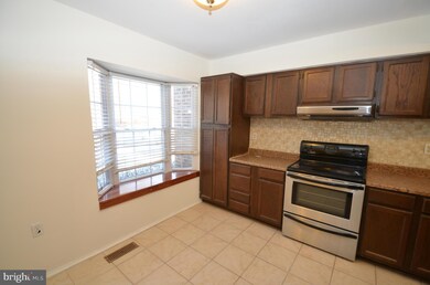 6453 Shannon Station Ct, Springfield, VA 22152 - photo 6