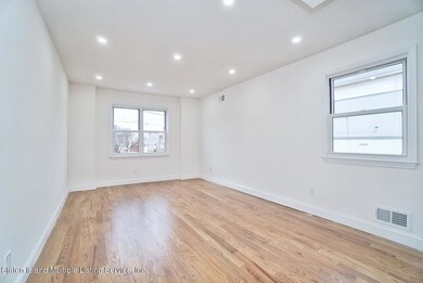 45 Morningstar Rd, Staten Island, NY 10303 - photo 5