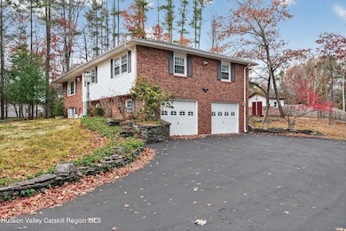 6-web-or-mls-34-forestwood-dr