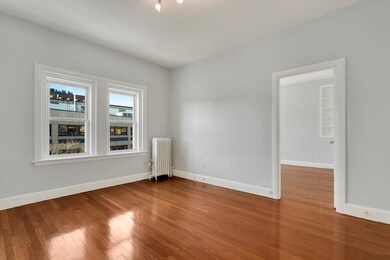 3 Englewood Ave unit 15, Brookline, MA 02445 - photo 2