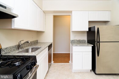 6001 Majors Ln unit 11, Columbia, MD 21045 - photo 5