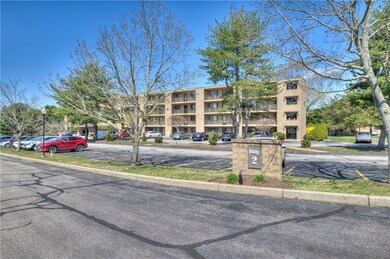 650 E Greenwich Ave unit 2-410, West Warwick, RI 02893 - photo 2