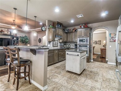 14543 Ashwood Ct, Edmond, OK 73025 - photo 7