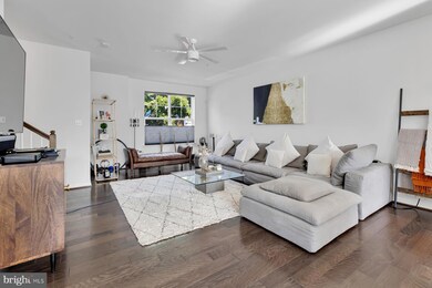 3719 Roosevelt Place NE, Washington, DC 20019 - photo 5