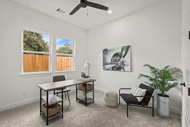 9426 Campbell Rd unit C, Houston, TX 77080 - photo 2