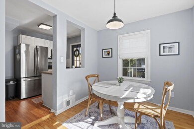 2822 Jefferson Dr, Alexandria, VA 22303 - photo 7