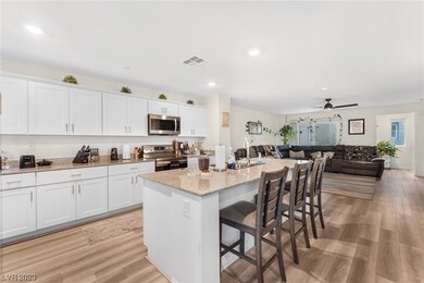 2845 Mariner Turquoise Ln unit 2, Las Vegas, NV 89183 - photo 5