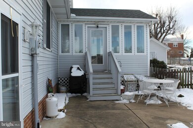 590 Fulton Dr, Strasburg, VA 22657 - photo 5