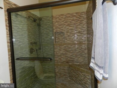 12944 Grays Pointe Rd unit C, Fairfax, VA 22033 - photo 6