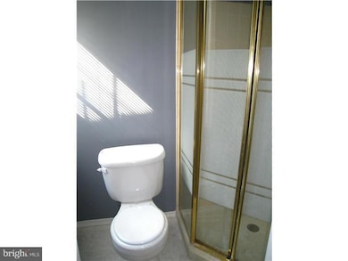 161 Green Ln, Philadelphia, PA 19127 - photo 7