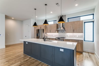 5609 Live Oak St unit 404, Dallas, TX 75206 - photo 7