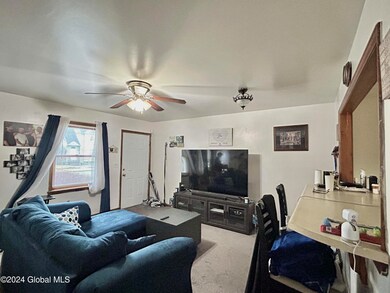 825 Hamilton St, Schenectady, NY 12307 - photo 7