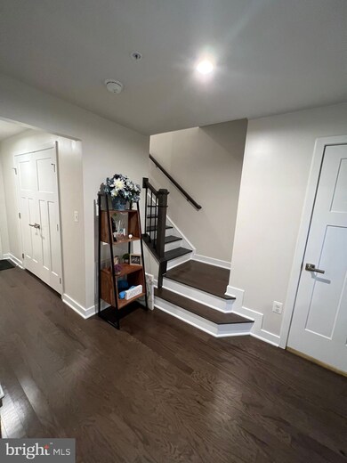 9942 Vista Pointe Dr, Springdale, MD 20774 - photo 4