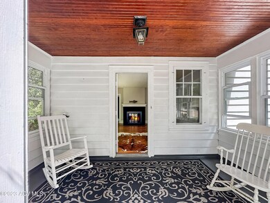 41 Seneca Ave Saranac Lake NY 12983 0000