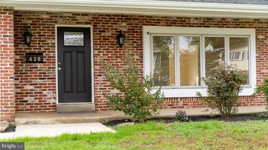 438 Lyndhurst Dr, Broomall, PA 19008 - photo 2