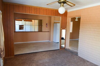 9 Dining room