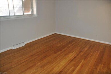 1608 W Northwest Blvd unit C, Winston Salem, NC 27104 - photo 2