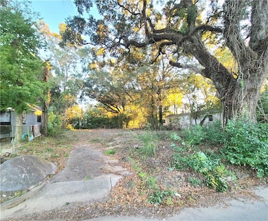 1917 Andrews St, Mobile, AL 36617 - photo 2