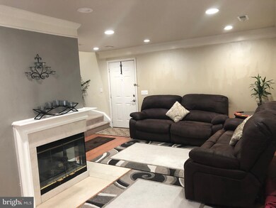 46876 Clarion Terrace unit 200, Sterling, VA 20164 - photo 6