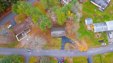 16 Hector St, Auburn, ME 04210 - photo 4