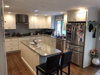 14 Hollis St unit 14, Wellesley, MA 02482 - photo 3