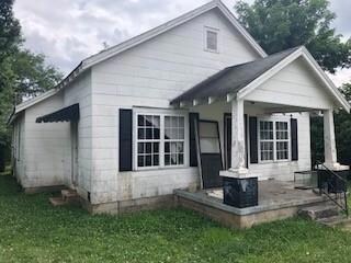 306 Oak St, Shelbyville, TN 37160 - photo 3