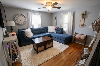 48 Norfolk Rd, Warwick, RI 02886 - photo 2