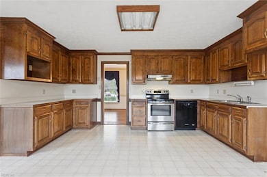 7 Carmines Ct, Poquoson, VA 23662 - photo 5