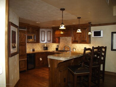 415 E Dean St Unit 42 Week 27, Aspen, CO 81611 - photo 4