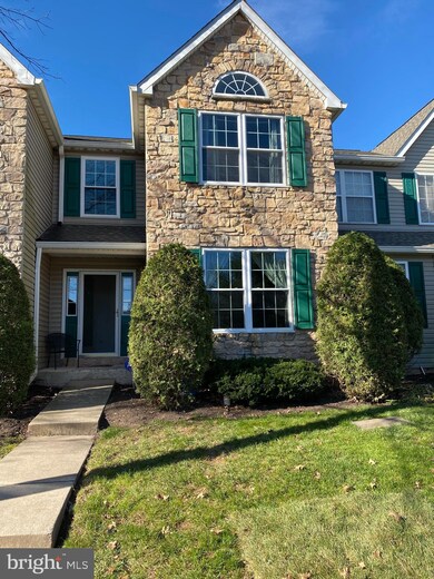 360 Deer Run Ct, Royersford, PA 19468 - photo 2