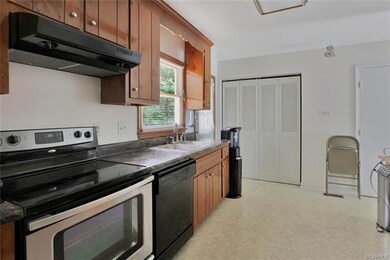 5867 Sara Kay Dr, North Chesterfield, VA 23237 - photo 7