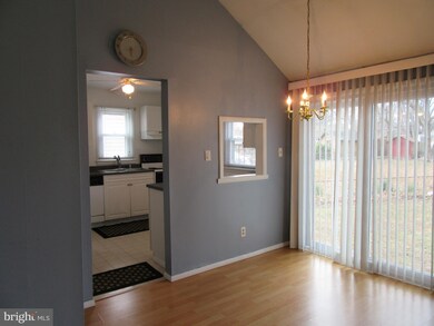 9 Mitchell Cir, Newark, DE 19713 - photo 6