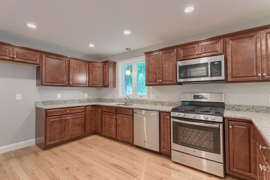 19 Goodale St, Haverhill, MA 01830 - photo 4