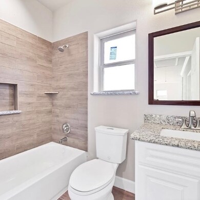 7122 Saint Augustine St, Houston, TX 77021 - photo 4