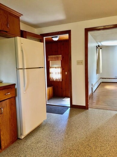 3 Wequamps Dr, South Deerfield, MA 01373 - photo 5