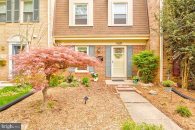 11541 Pine Cone Ct, Reston, VA 20191 - photo 3