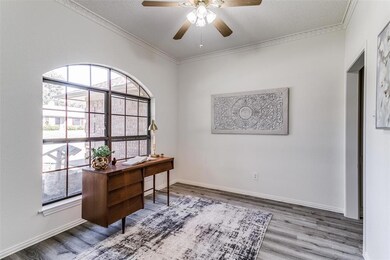 1025 Calloway Dr, Hurst, TX 76053 - photo 4