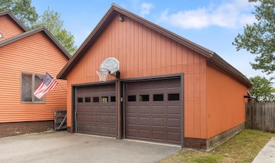 2 Car Detached Garage