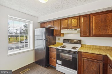 3525 Laurel View Ct, Laurel, MD 20724 - photo 4