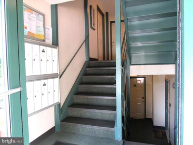 19601 Gunners Branch Rd unit D, Germantown, MD 20876 - photo 4