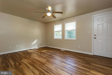 10706 Elk Dr, Fredericksburg, VA 22407 - photo 3