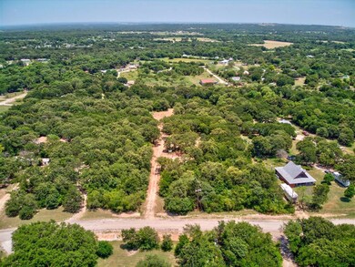 35 N Longhorn Dr, Weatherford, TX 76085 - photo 3