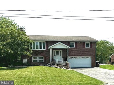 62 Edgewater Dr, Chambersburg, PA 17202 - photo 2