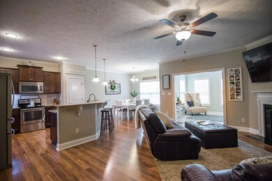 160Woodbine7031