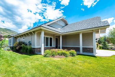4_Exterior_1800x1200_3526313