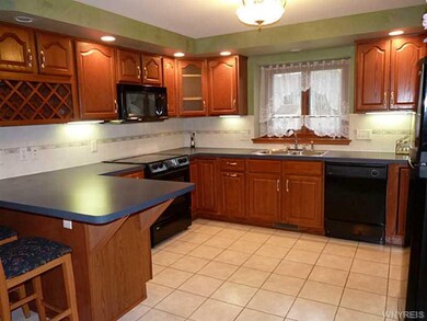 807 Fairmont Ave, North Tonawanda, NY 14120 - photo 6