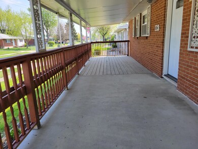 R1 (3)