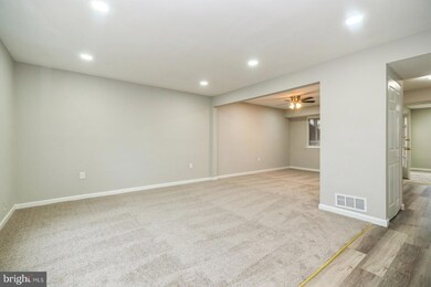 1608 Lawncrest Ln, Clementon, NJ 08021 - photo 2