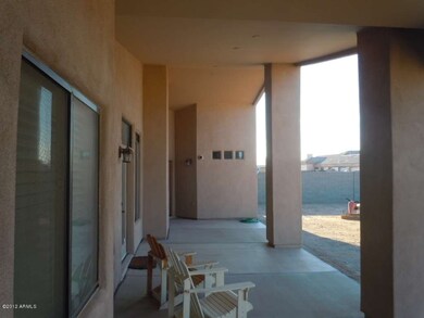 Hatch  back patio