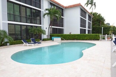 220 Lake Dr unit 206, Palm Beach Shores, FL 33404 - photo 3